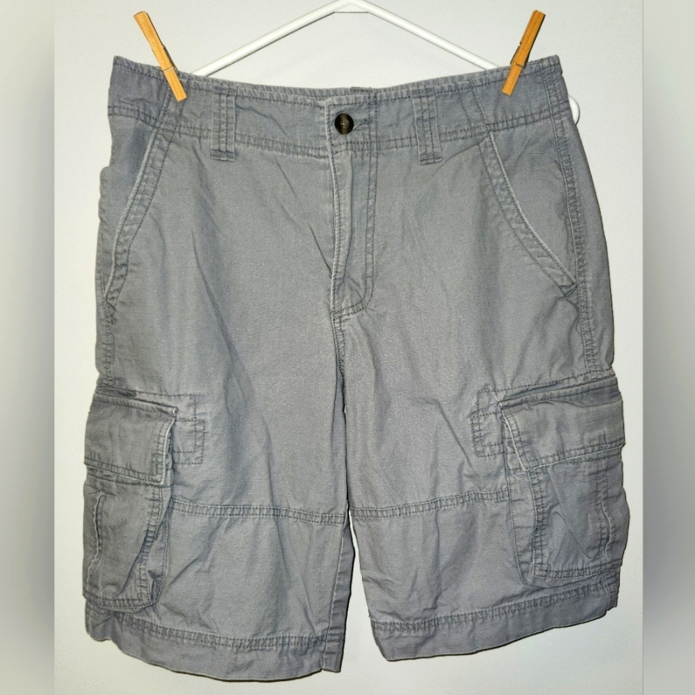 Mossimo Cargo Sharts - Men's Size 30